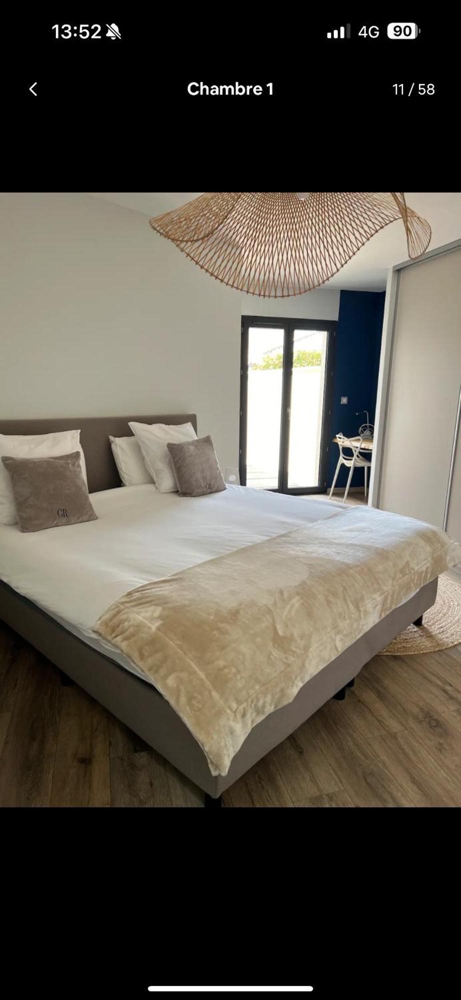 Villa Gaia: Private Suites Near Eurexpo & Airport Genas Exterior photo